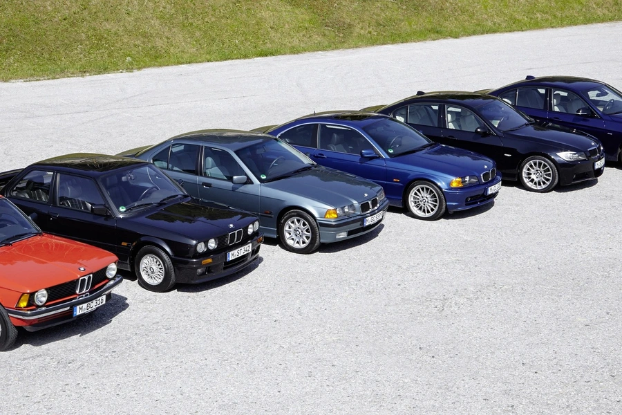 BMW 330Li M Sport and BMW M340i 50 Jahre Edition