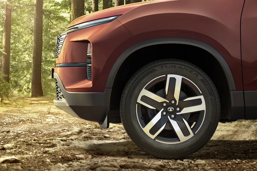 Tata Safari Adventure X+
